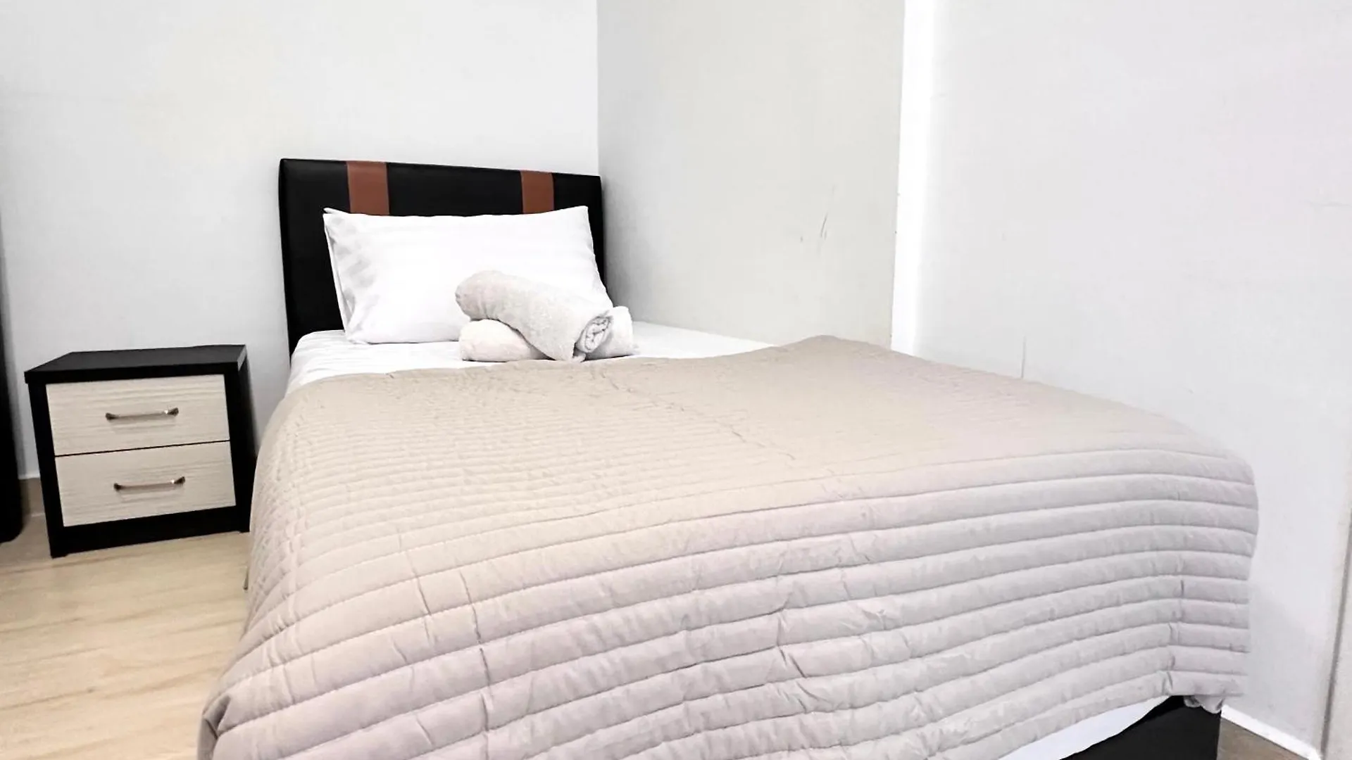Leisure 1Bedroom Balcony Suites Gurney George Town Appartement